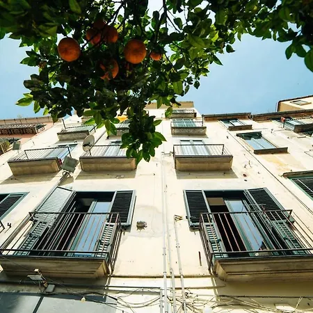 Domus Gisulfo Apartment Salerno Exterior photo